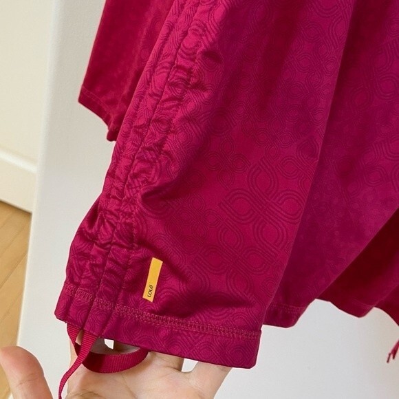 Lole Side Tie Ruching Hem Long Sleeve Printed Top - Picture 5 of 15